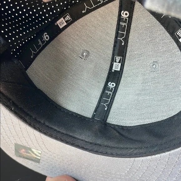 Bulls New Era Gray Suede Cap - Picture 9 of 11
